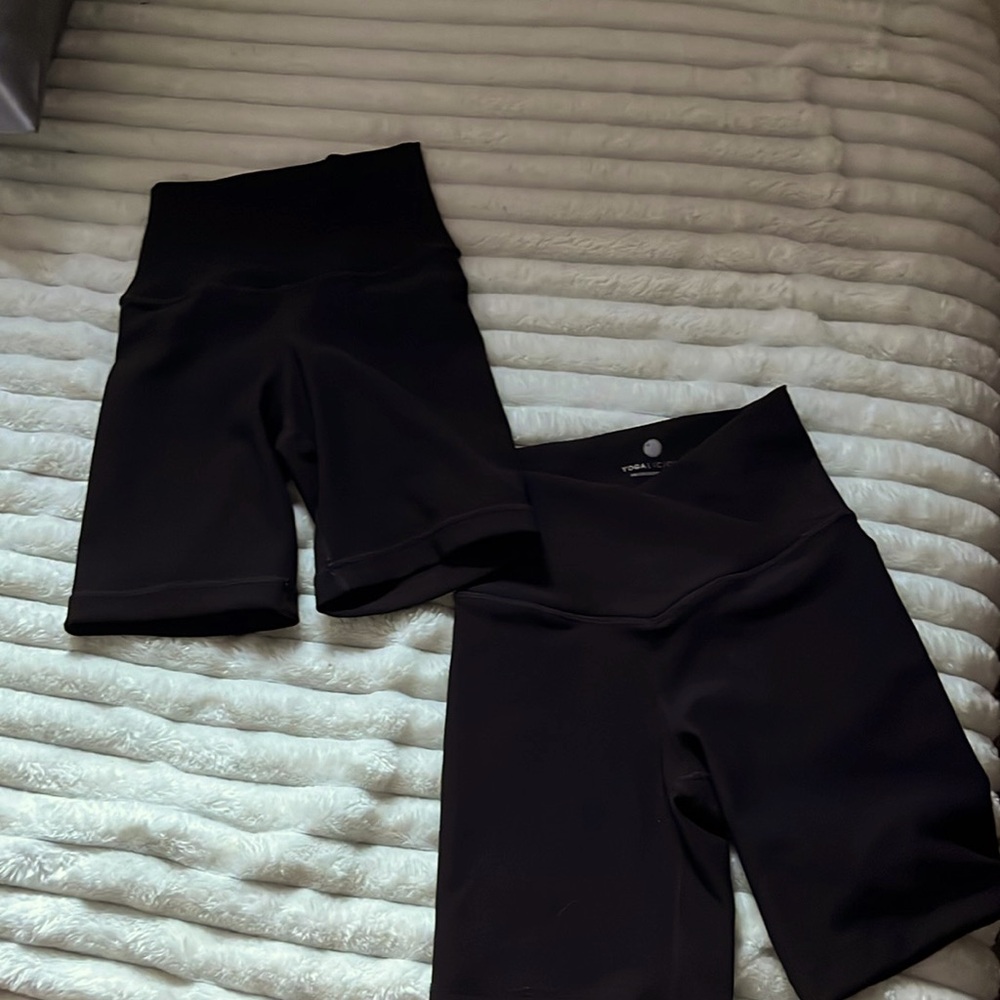 2 yogalicous shorts selling them together